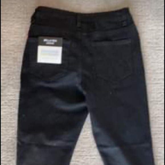 NWT Maternity Stretch Jeans - Picture 3 of 3